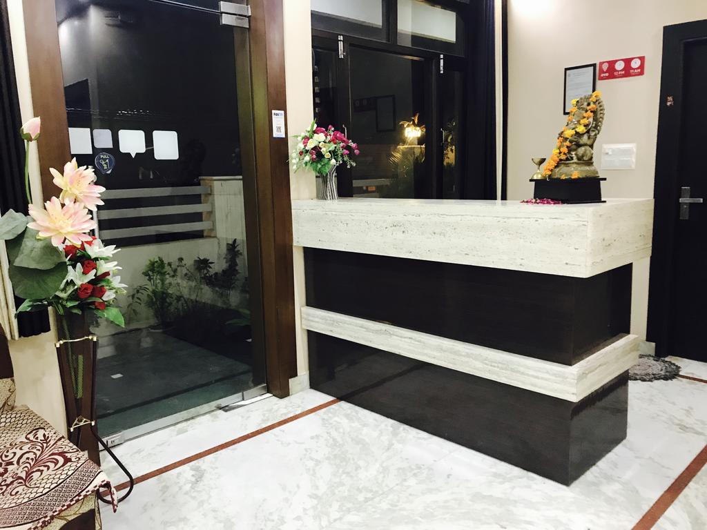 Aaradhya Residency Hotel Agra  Ngoại thất bức ảnh