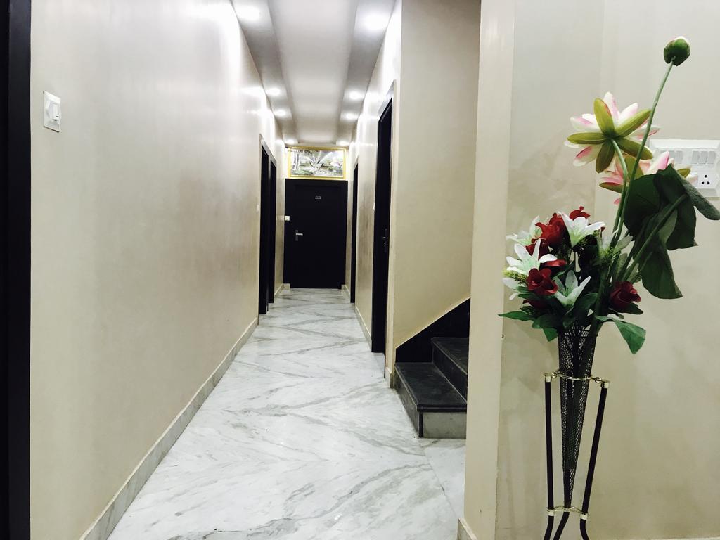 Aaradhya Residency Hotel Agra  Ngoại thất bức ảnh