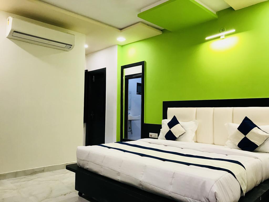 Aaradhya Residency Hotel Agra  Ngoại thất bức ảnh