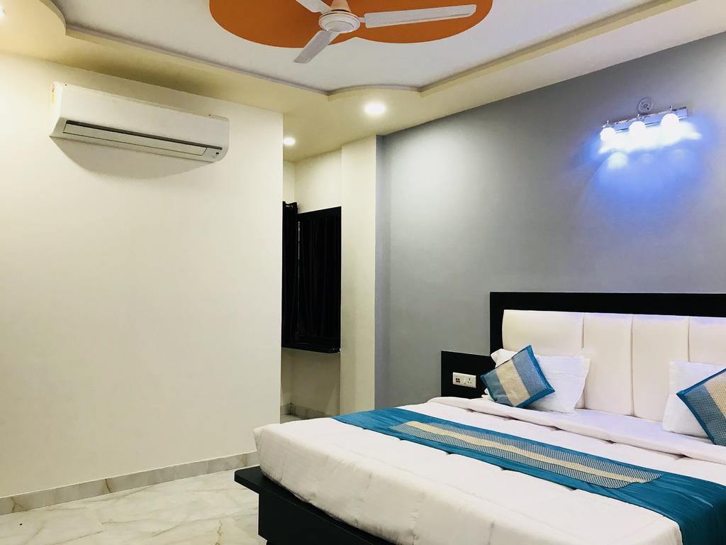 Aaradhya Residency Hotel Agra  Ngoại thất bức ảnh