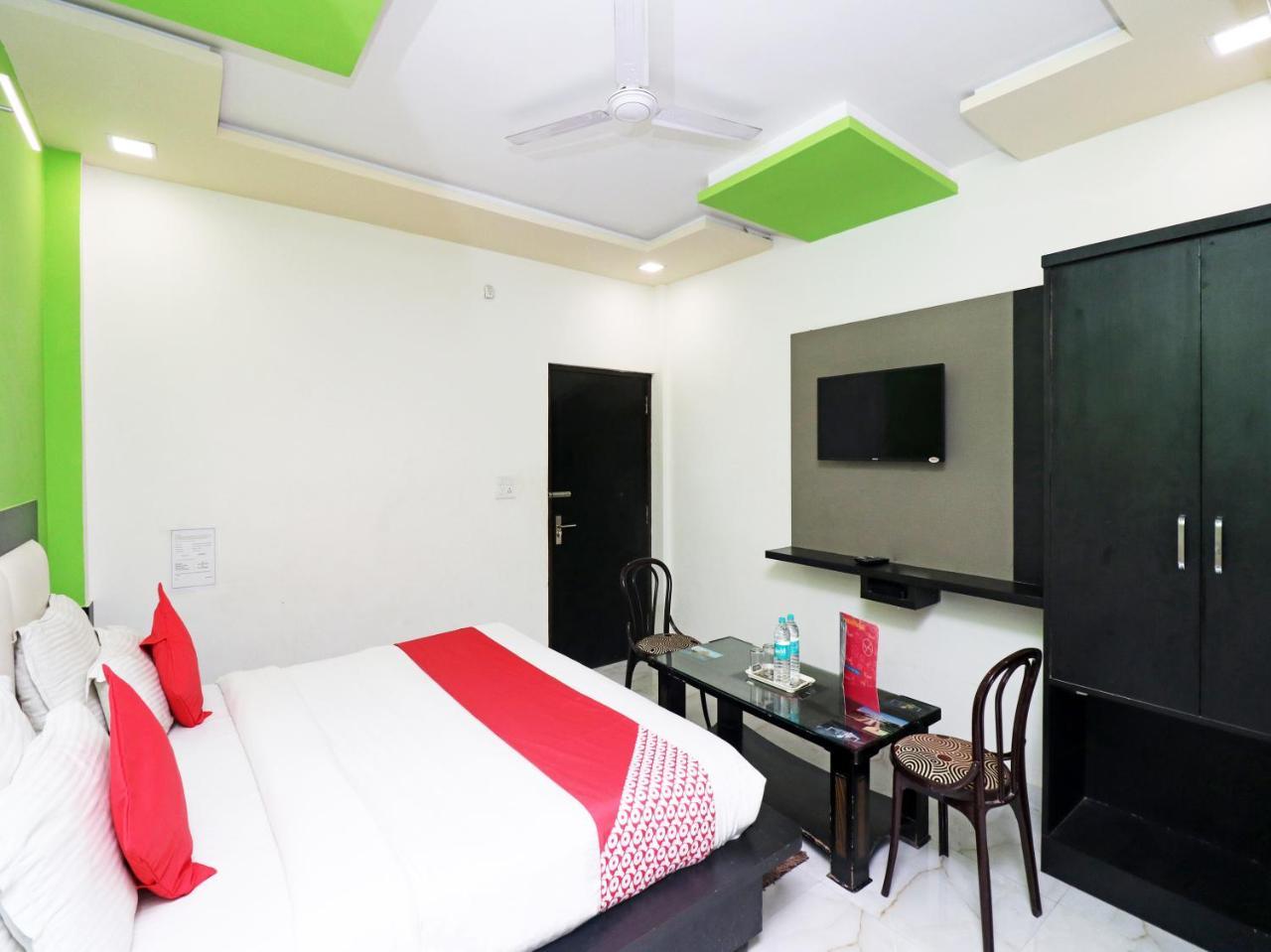 Aaradhya Residency Hotel Agra  Ngoại thất bức ảnh