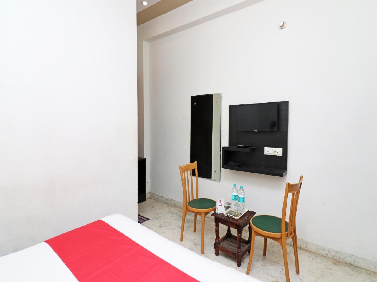 Aaradhya Residency Hotel Agra  Ngoại thất bức ảnh
