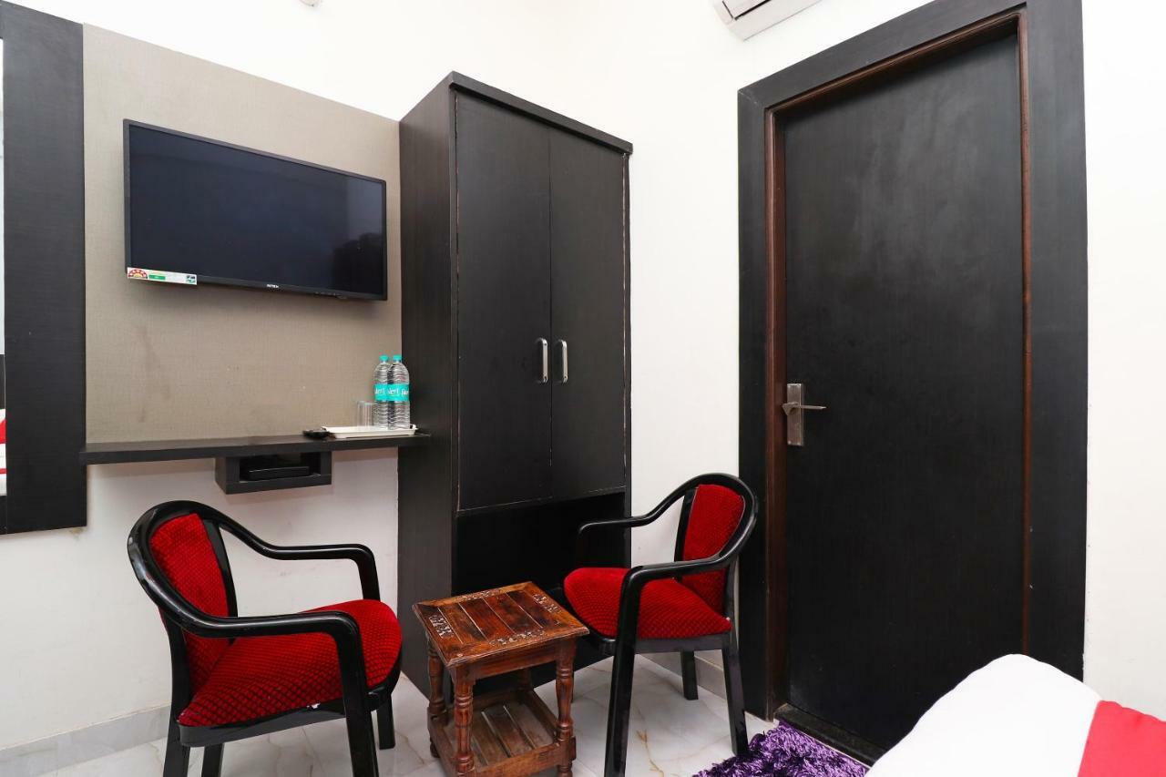 Aaradhya Residency Hotel Agra  Ngoại thất bức ảnh